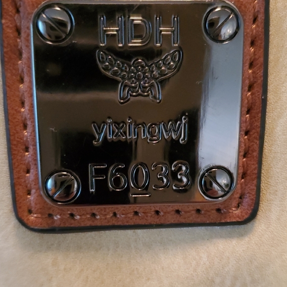 Tan and Brown Handbag,Yixingwj 16033 Zip Closure,front And Back Pockets Det Strp - Picture 2 of 9